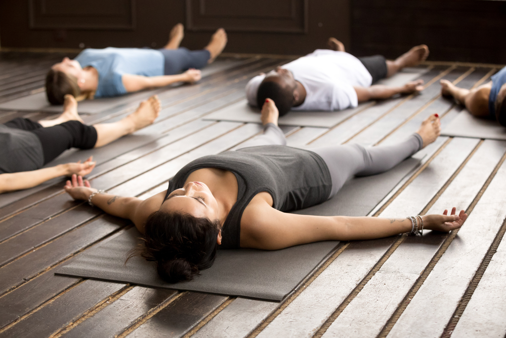 7 Mind-Blowingly Easy Yogic Breathing Exercises For Sleep - Bookretreats.com