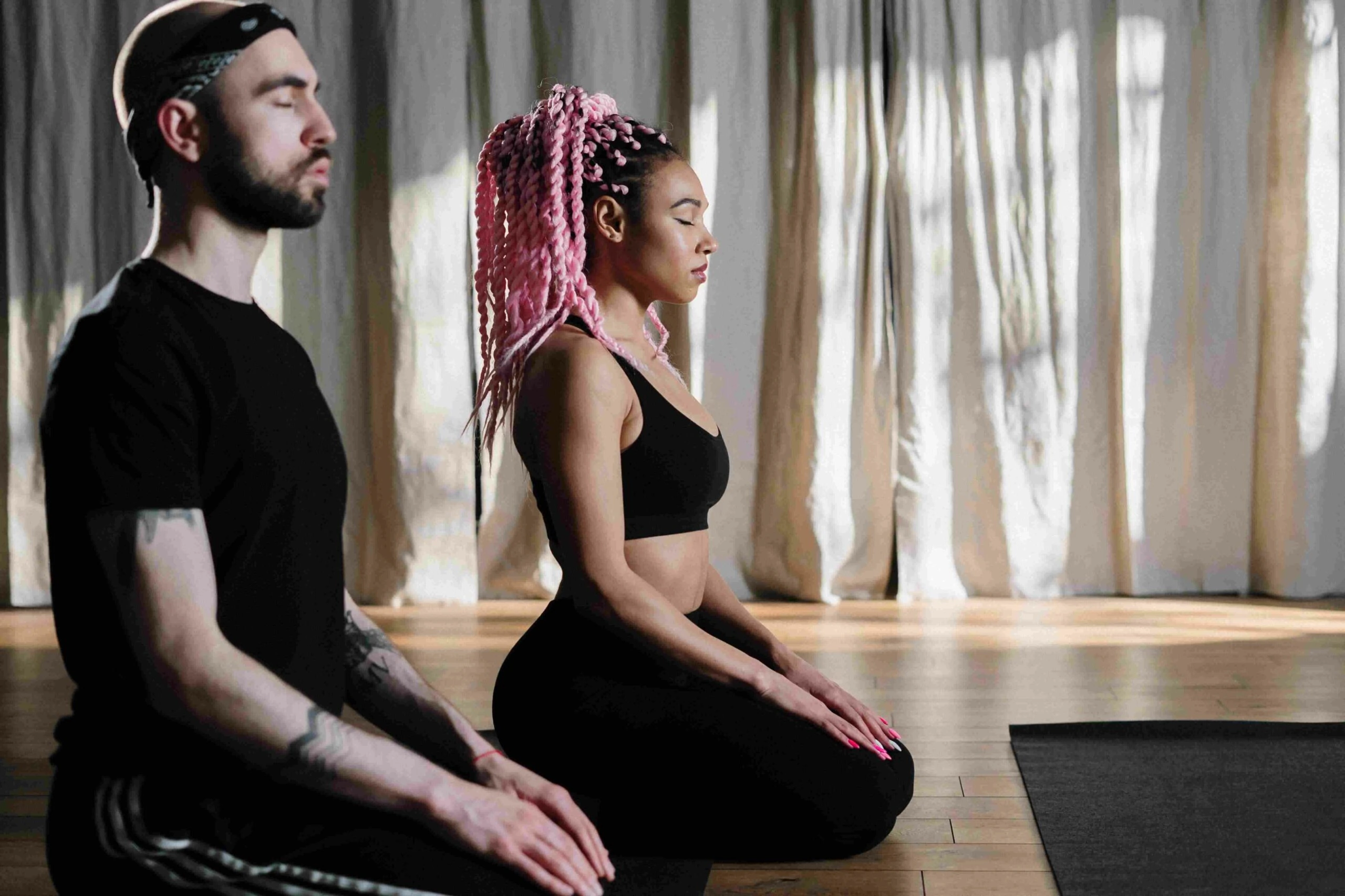 情侣瑜伽训练